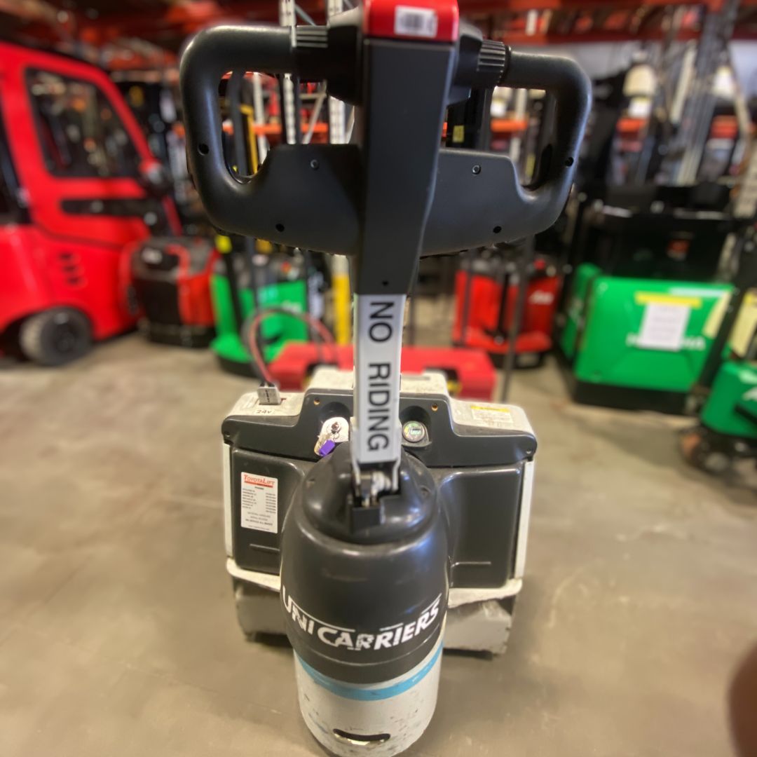 Unicarriers 6000lbs pallet truck - WPX60B (1)