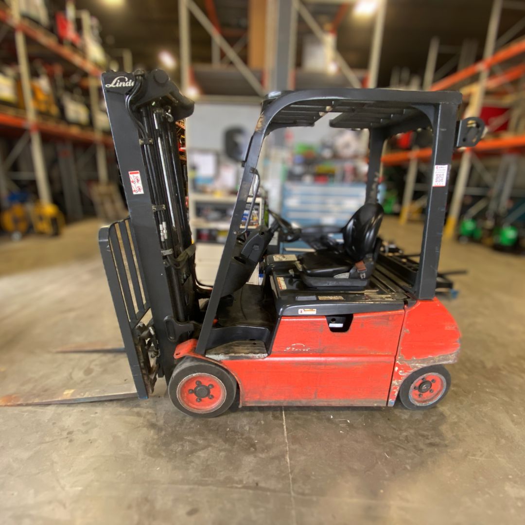 Linde 4000lbs Forklift - E20C (1)