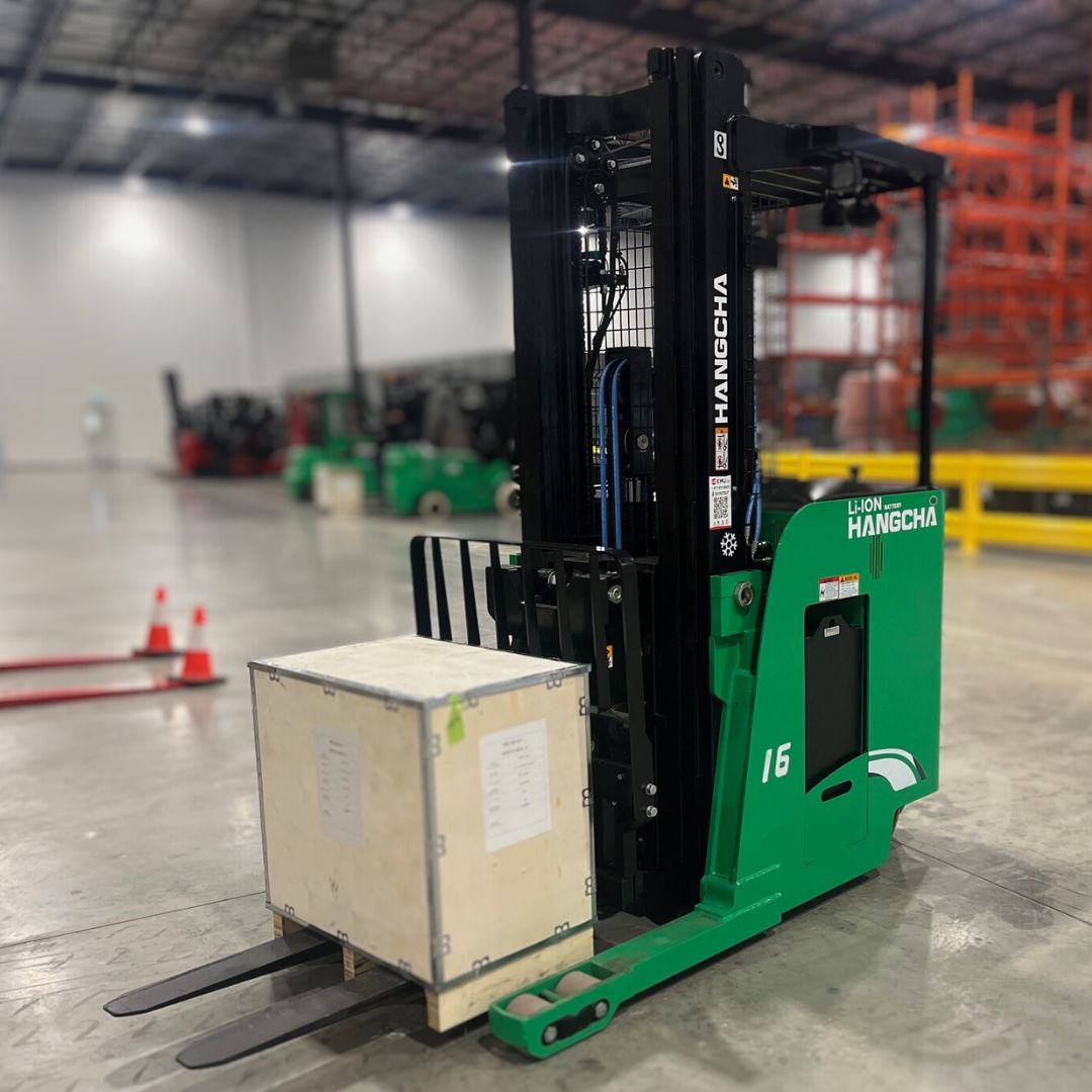 Chariot élévateur à allée étroite - 3500 lb - CQD16