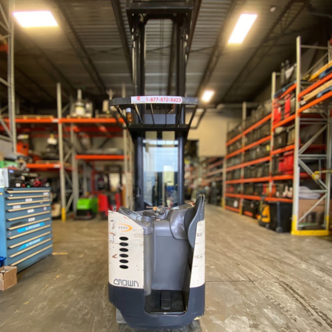Crown 4500lbs Forklift - RR5020-45 (1)