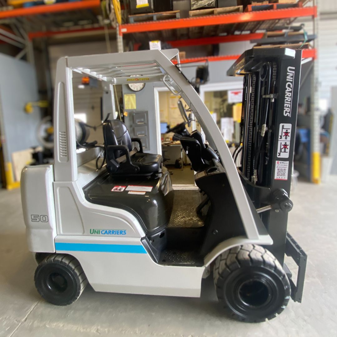 Chariot élévateur à combustion interne avec pneus pneumatiques - 5000 lb - AF50LP