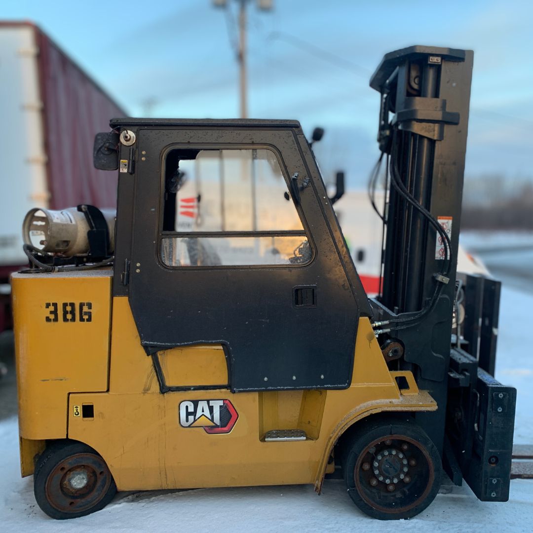 Chariot élévateur à pneus bandage plein à combustion interne - 12000 lb - GC55K