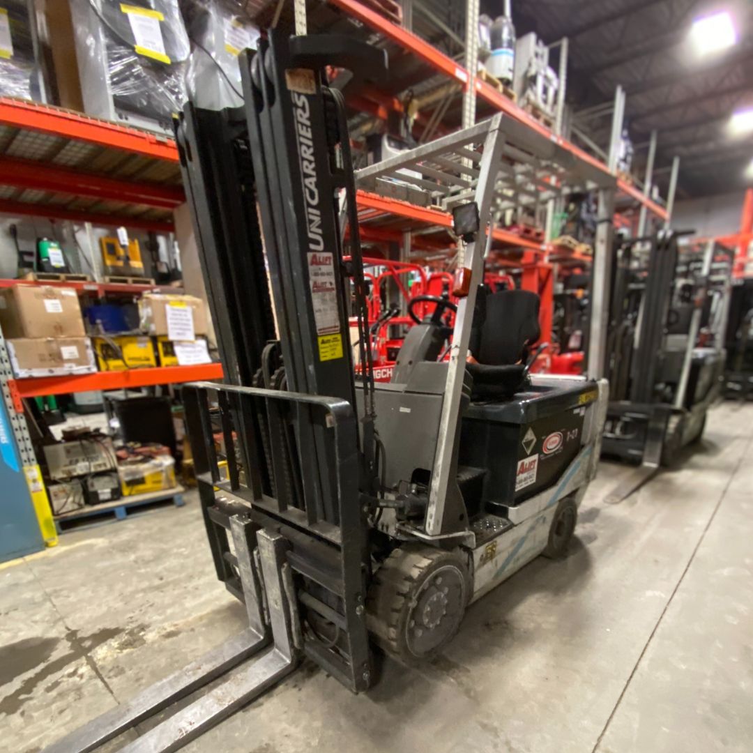 Chariot élévateur à 4 roues électrique à conducteur assis - 6000 lb - BXC60N