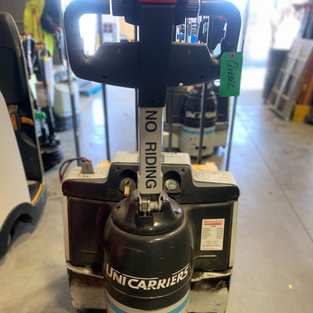 Unicarriers 6000lbs pallet truck - WPX60B (1)