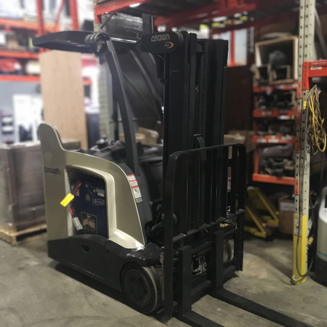 Crown 4000lbs Forklift - RC5545-40 (2)