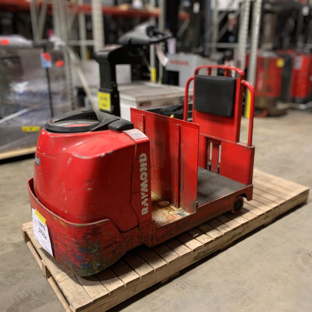 Raymond 10000lbs Tractor Forklift - 8610 (2)