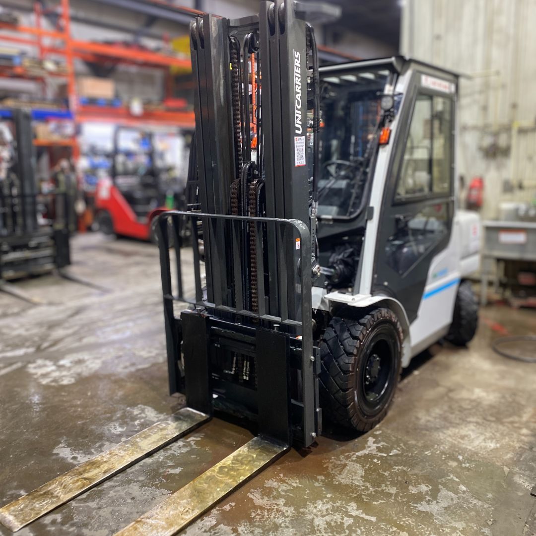 Unicarriers 7000lbs Forklift - PF70 (2)