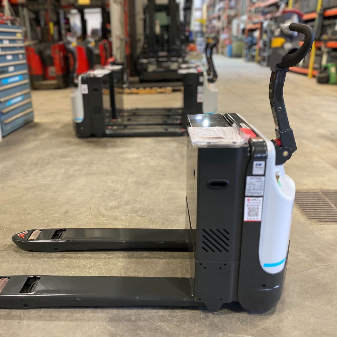 Transpalette à opérateur accompagnant - 4500 lb - WLX45S