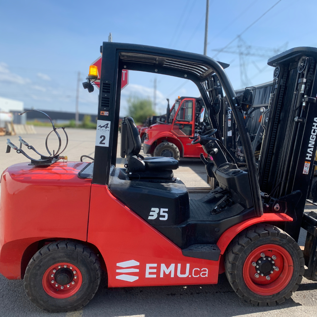 Chariot élévateur à combustion interne avec pneus pneumatiques - 7000 lb - CPYD35
