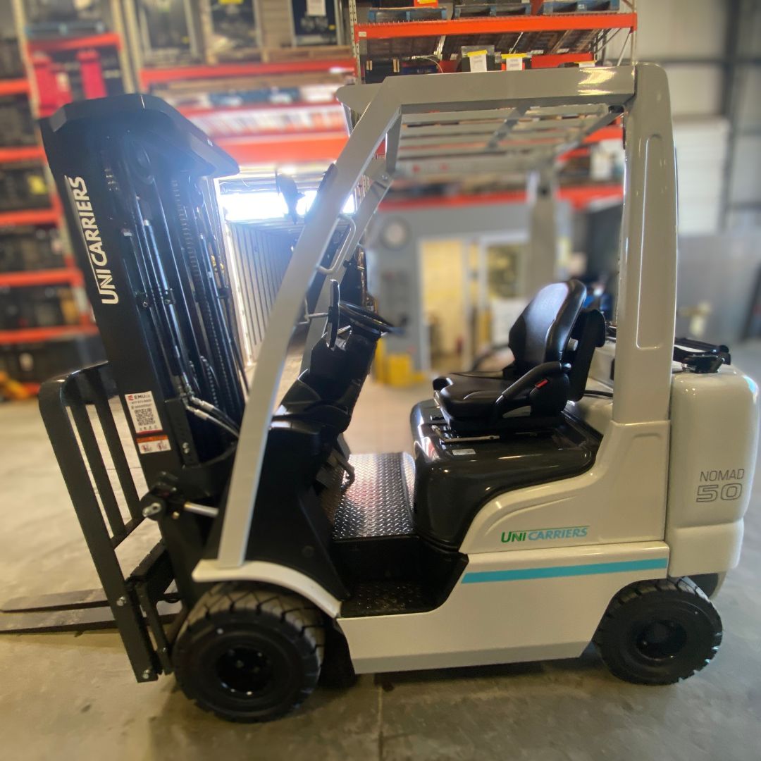 Chariot élévateur Unicarriers 5000lbs - AF50 (2)