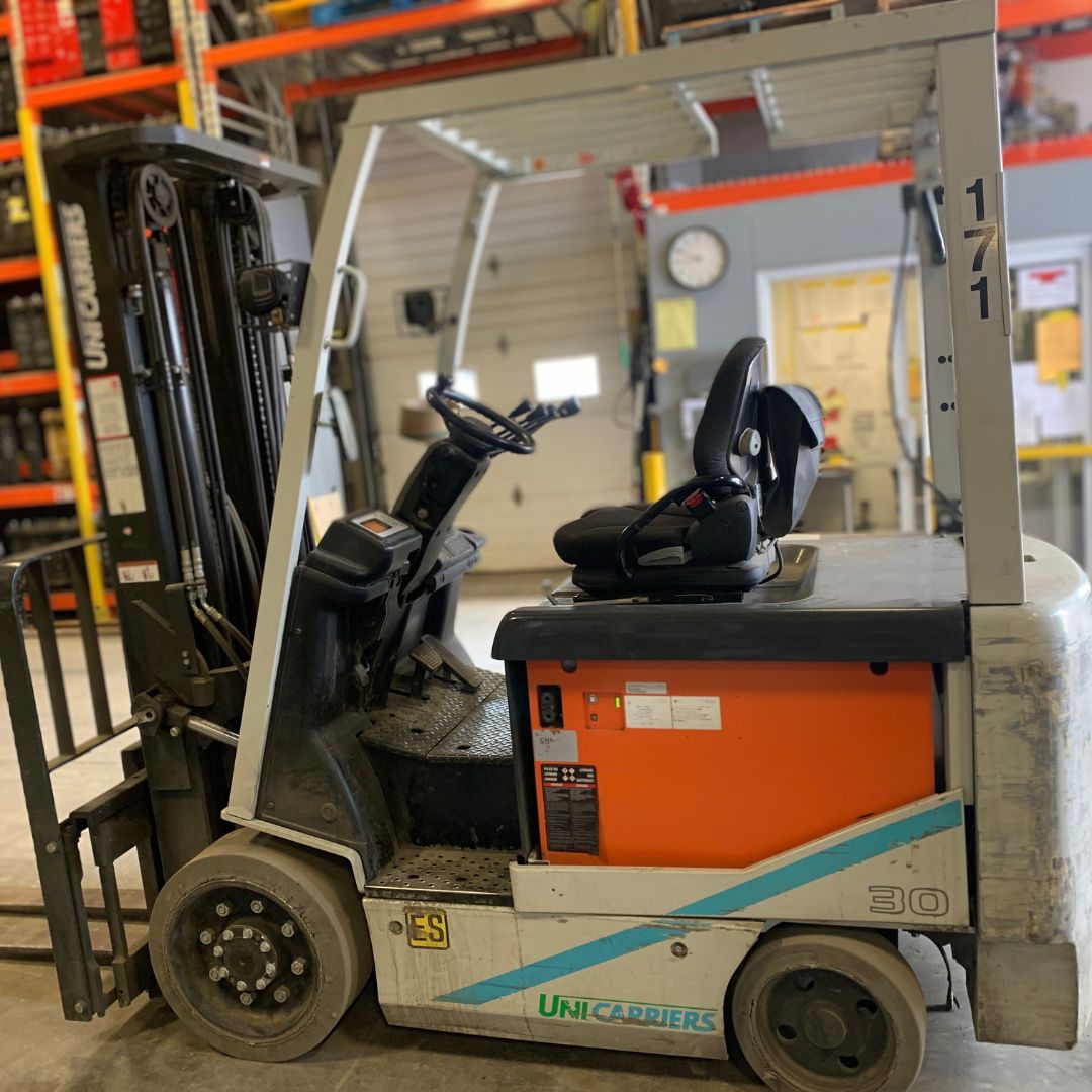 BXC60N 4-Wheel Electric Sit-Down Forklift - 6000 lb
