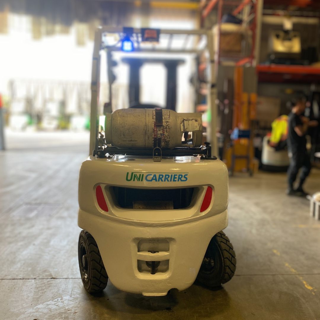 Unicarriers forklift 5000lbs - PF50 (2)