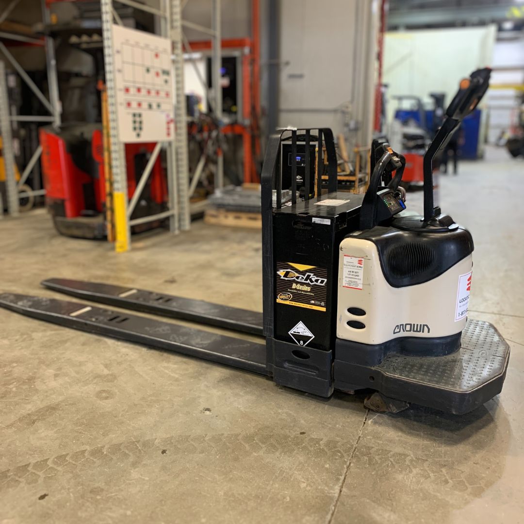Transpalette Crown 8000lbs - PE4500-80 (2)