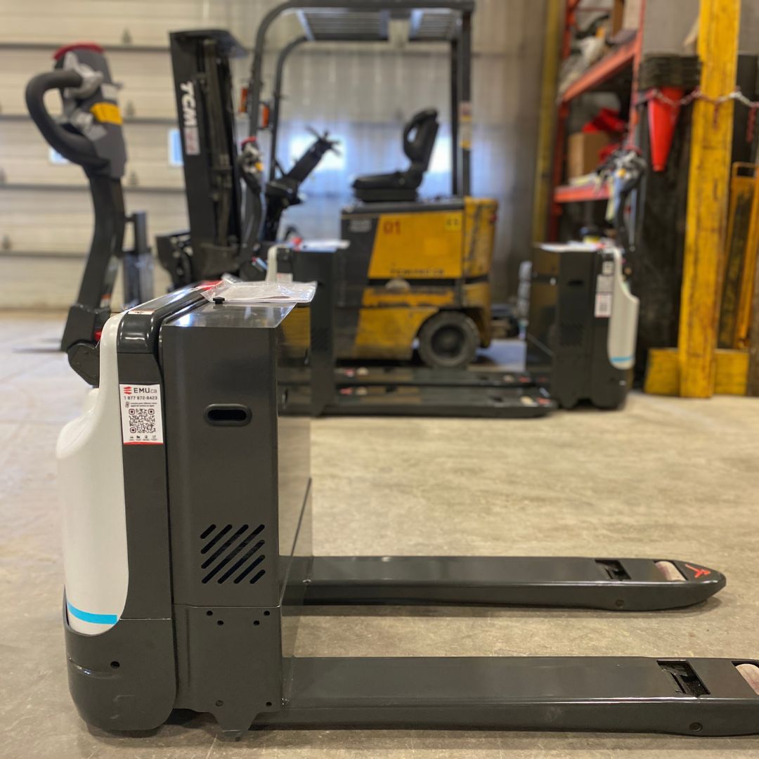 Transpalette à opérateur accompagnant - 4500 lb - WLX45S