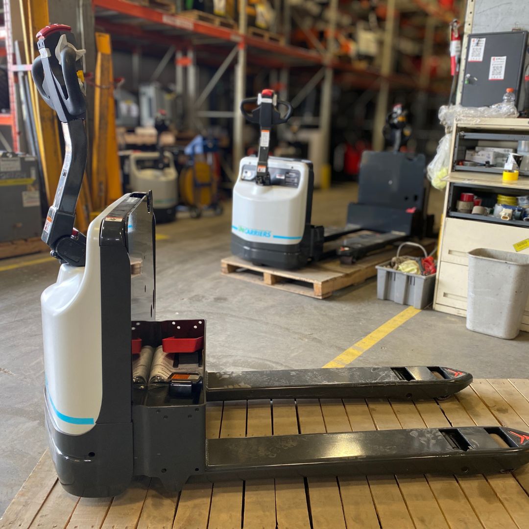 Unicarriers pallet truck - 4500 lb - WLX45S