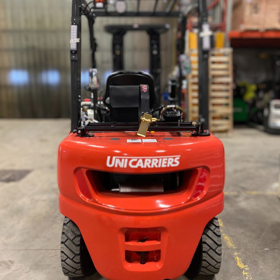 Chariot élévateur Unicarriers 5000lbs - PF50 (3)