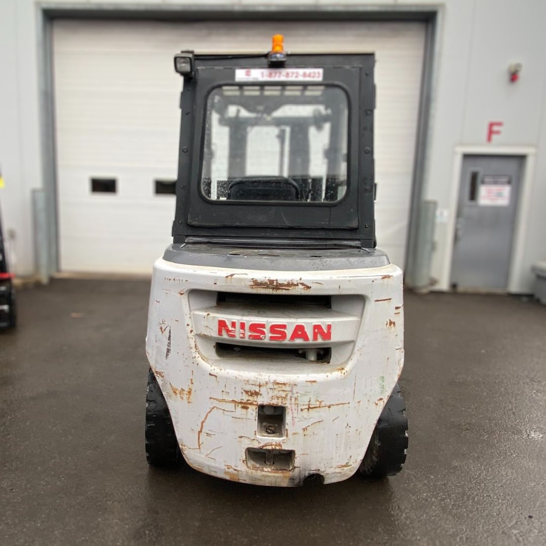 Chariot élévateur Nissan 9000lbs - PD90 (3)