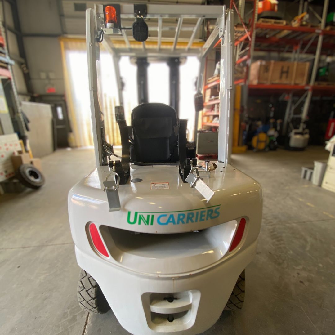 Chariot élévateur Unicarriers 6000lbs - PF60 (3)