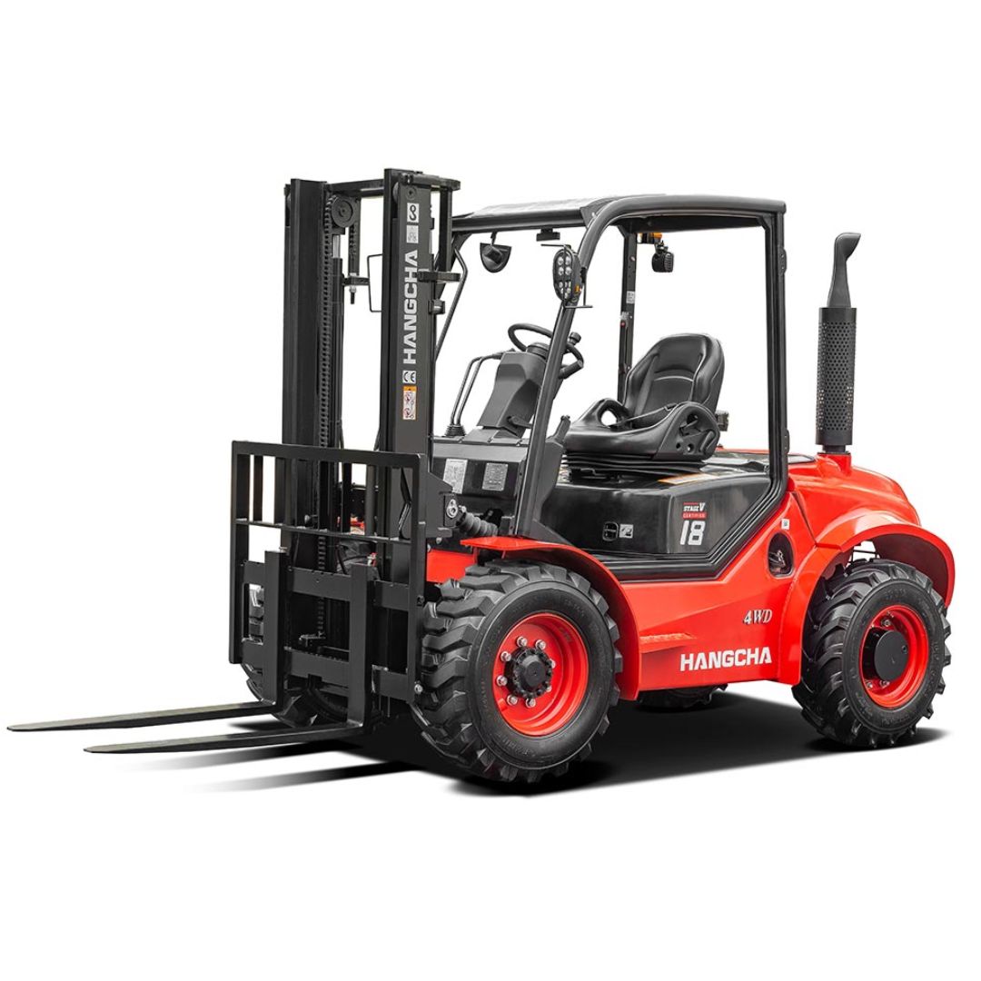 Chariot élévateur tout-terrain à quatre roues motrices - 3000-3500 lb .