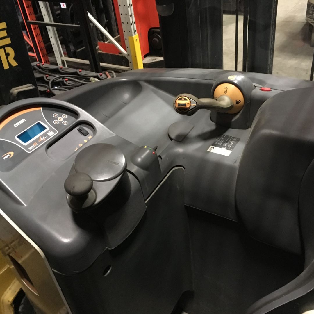 Crown 3000lbs Forklift - RD5725-30 (3)