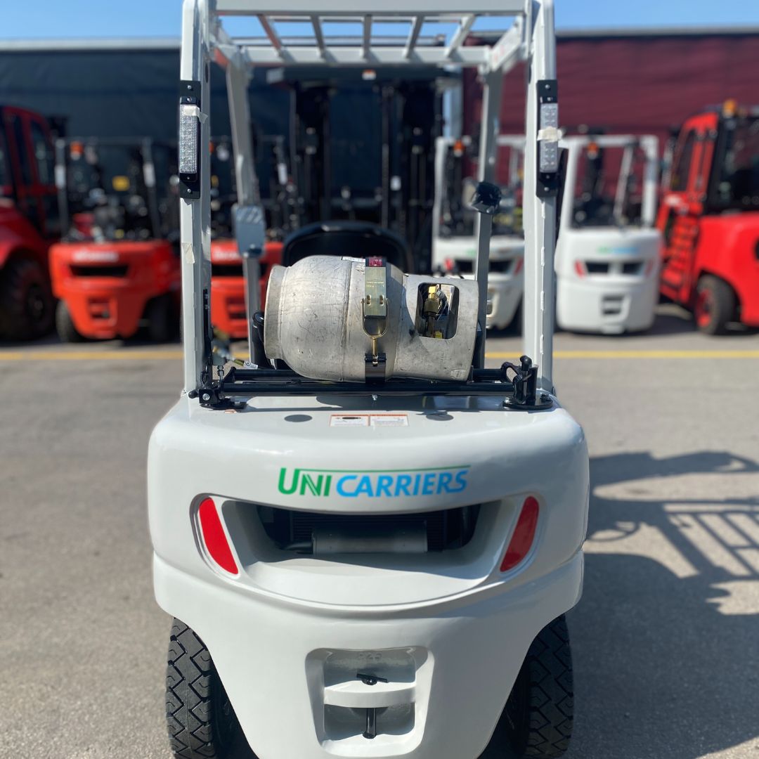Chariot élévateur Unicarriers 5000lbs - PF50 (3)