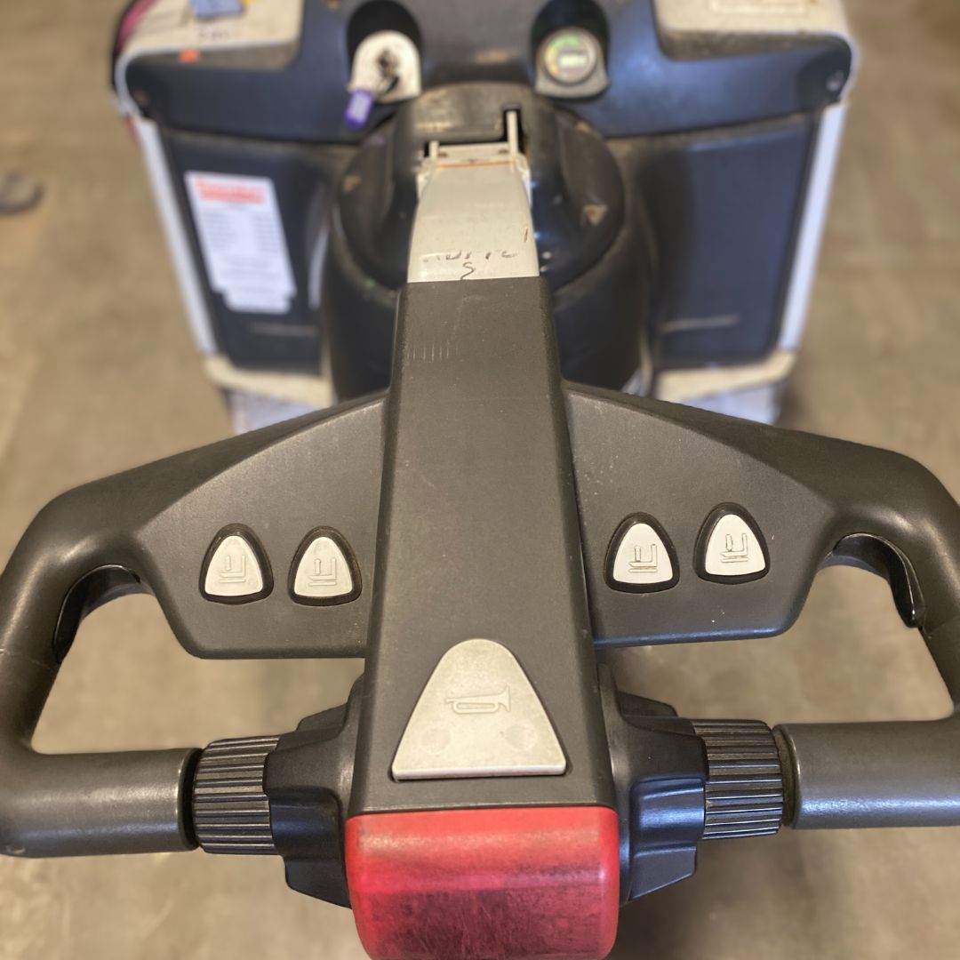 Unicarriers 6000lbs Pallet Truck - WPX60B (3)
