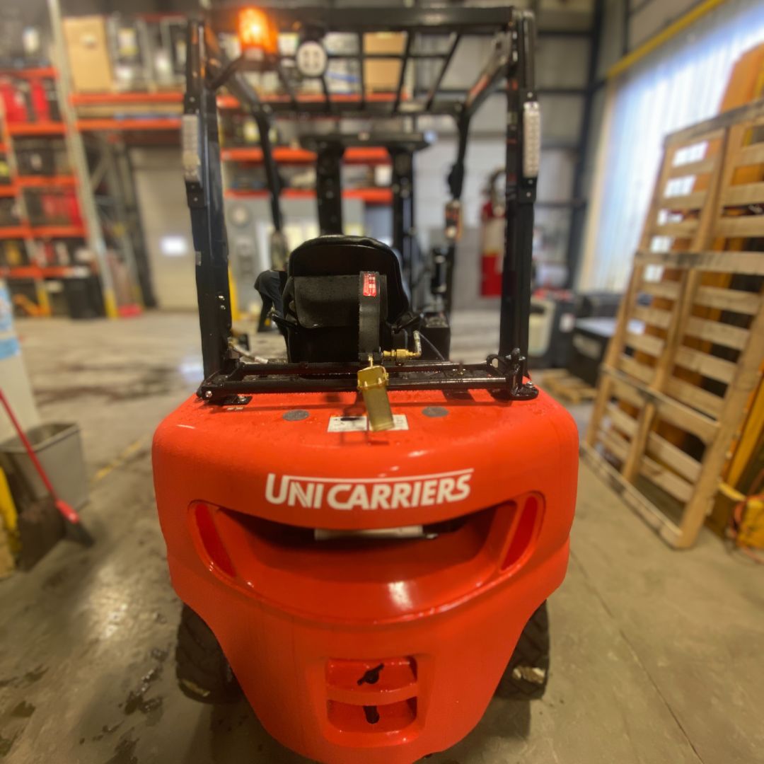 Chariot élévateur Unicarriers 5000lbs - PF50 (3)