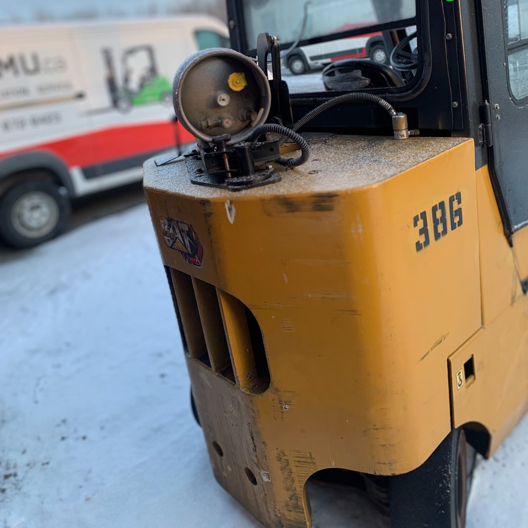 Chariot élévateur à pneus bandage plein à combustion interne - 12000 lb - GC55K