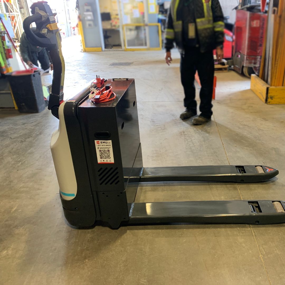 Transpalette à opérateur accompagnant - 4500 lb- WLX45S