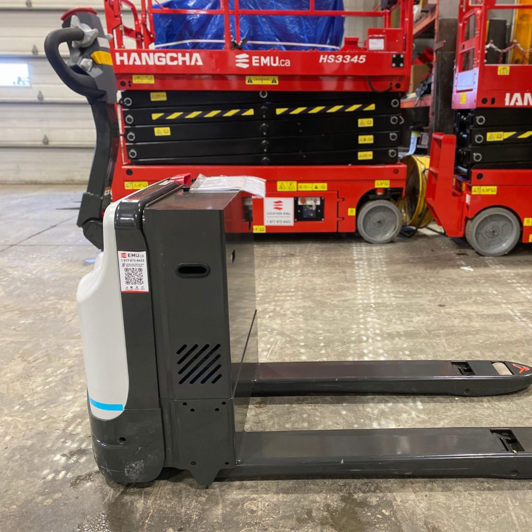 WLX45S 4500 lb Walkie Pallet Truck