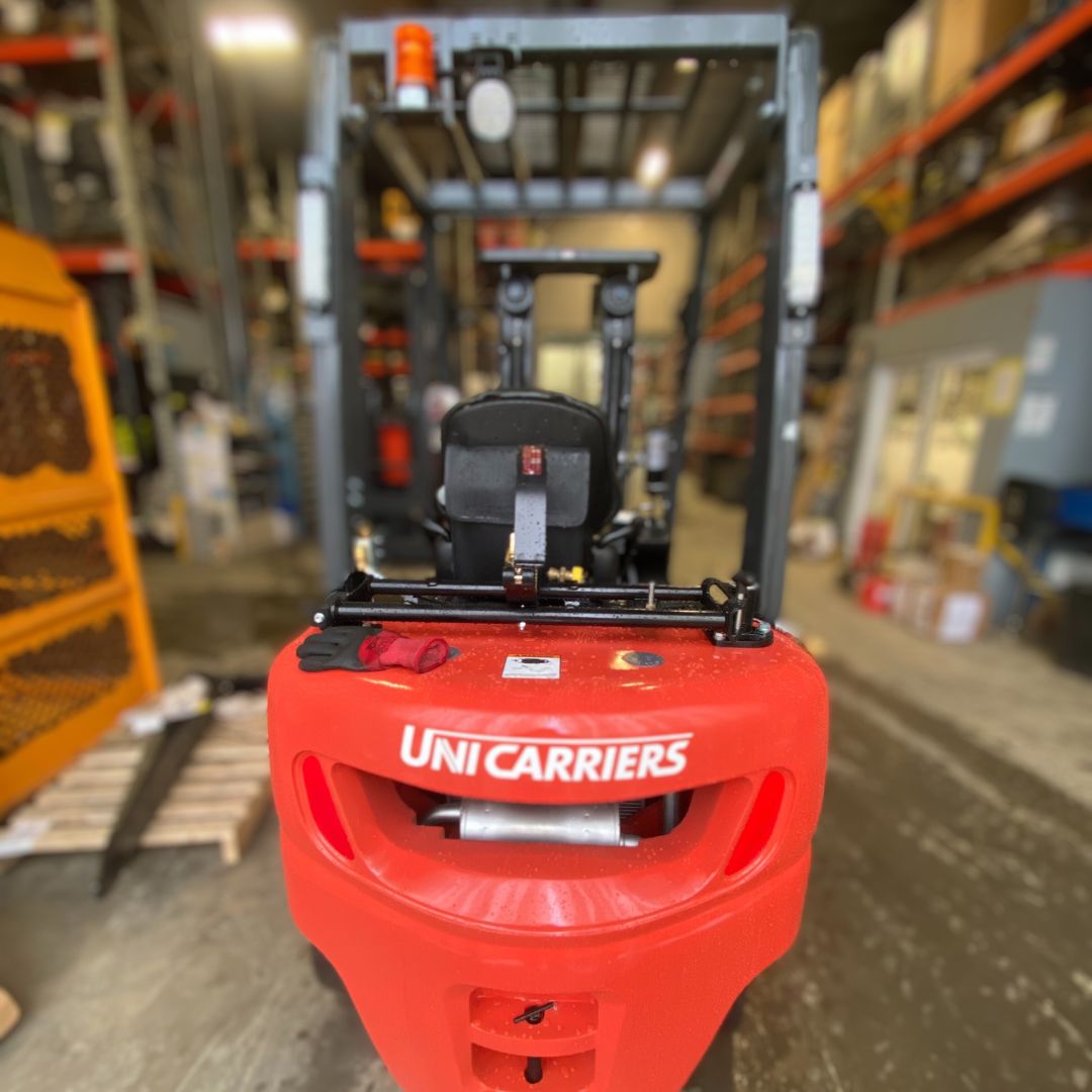 Unicarriers 4000lbs Forklift - PFS40 (3)