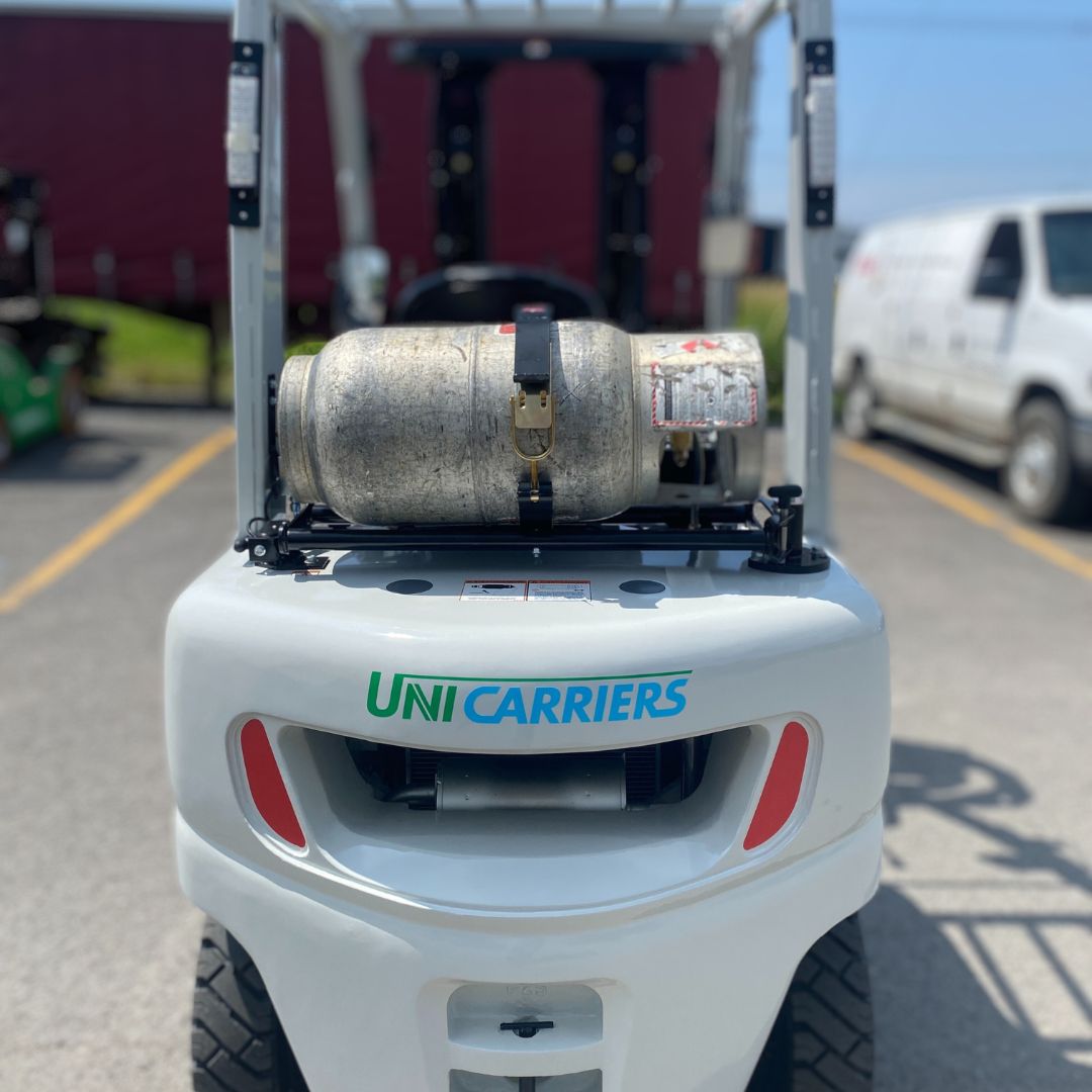 Chariot élévateur Unicarriers 5000lbs - PF50 (3)