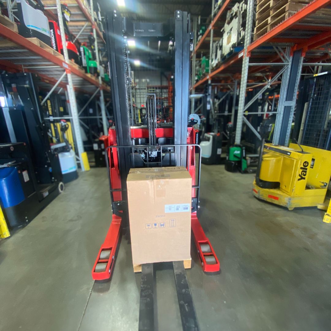 Chariot élévateur à allée étroite - 3000 lb - CQD14