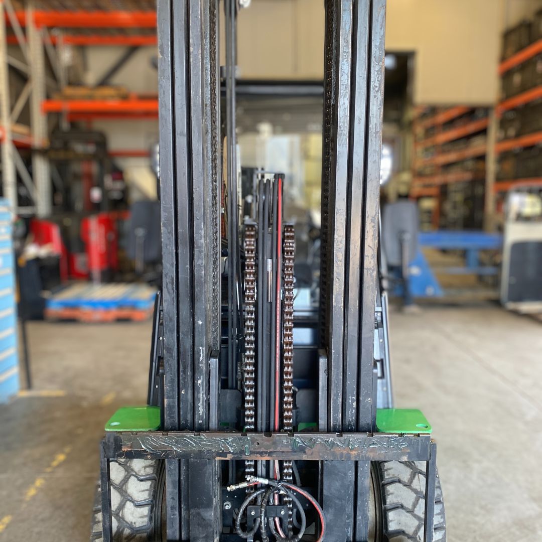 Chariot élévateur Hangcha 7000lbs - CPD35 (3)