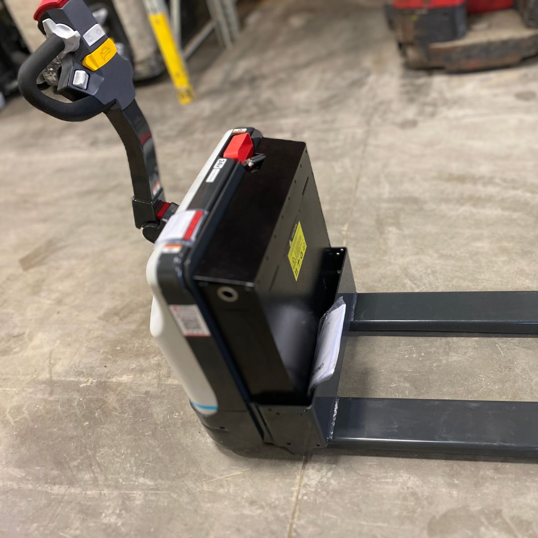 Transpalette à opérateur accompagnant - 4500 lb - WLX45S