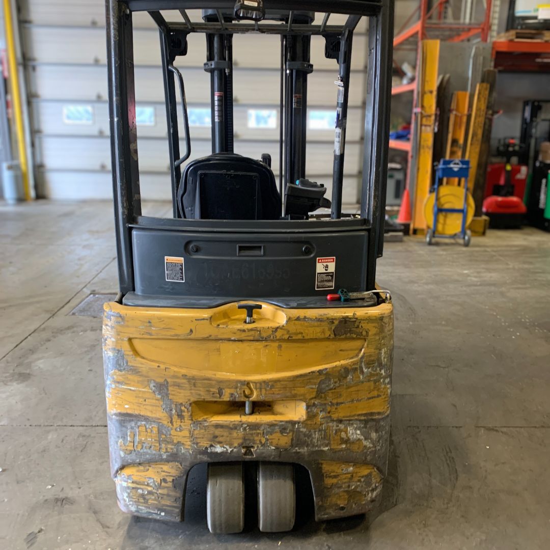Chariot élévateur électrique Caterpillar - 4000 lb - 2ET4000