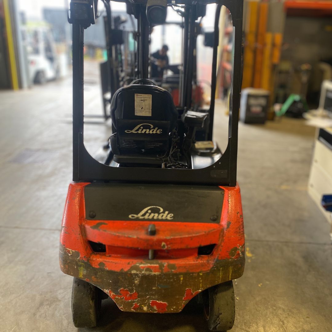 Linde 4000lbs Forklift - E20C (3)