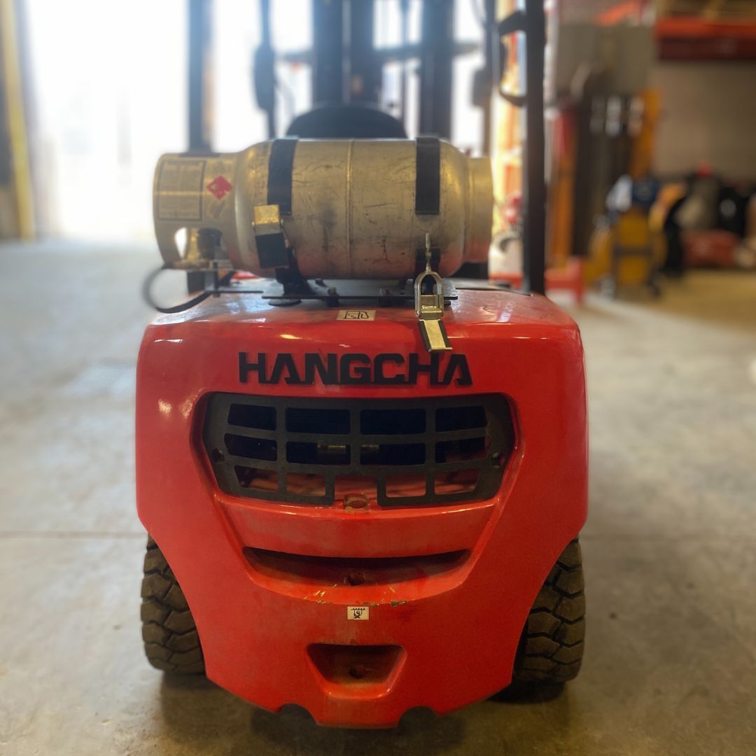 Internal Combustion Forklift with Pneumatic Tires - 5000 lb - CPYD25