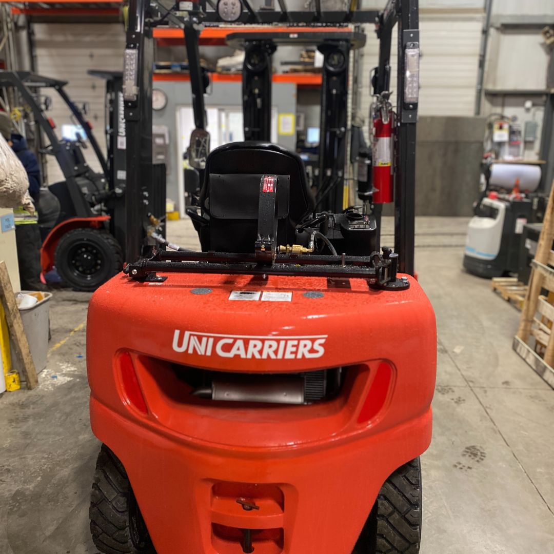 Chariot élévateur Unicarriers 5000lbs - PF50 (3)