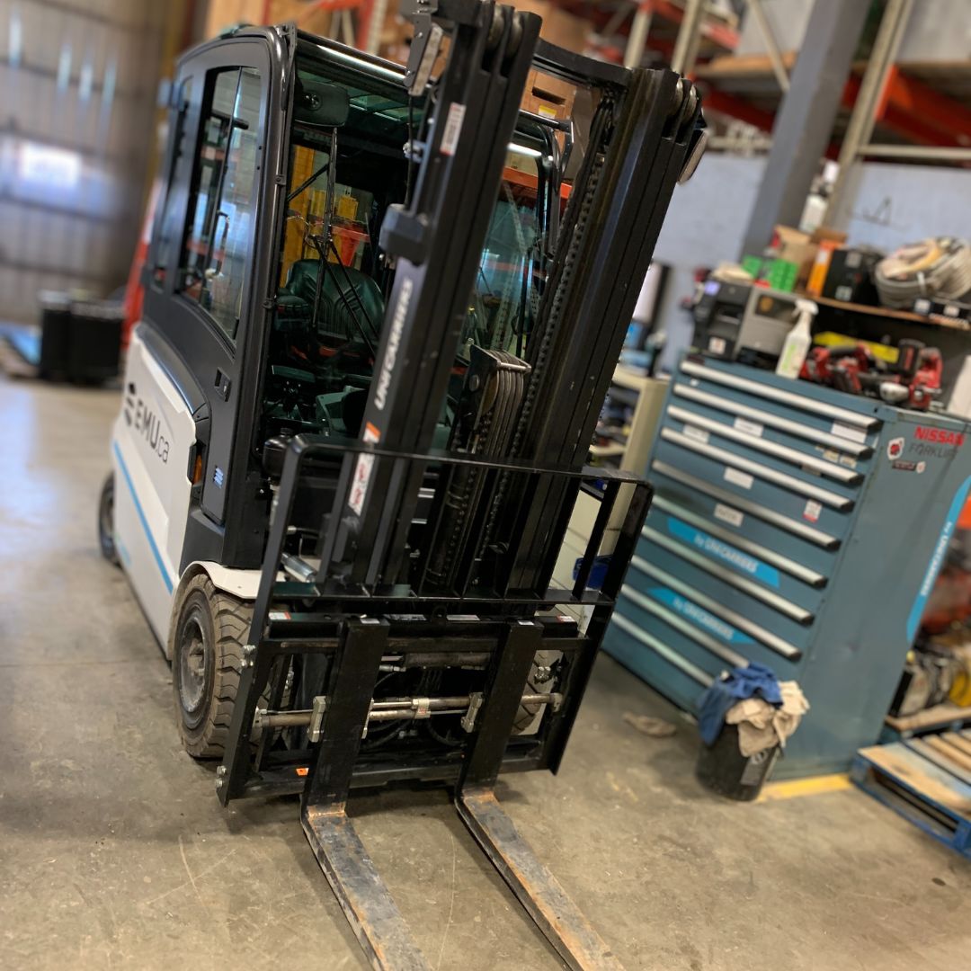 Chariot élévateur Unicarriers 7000lbs - MX2-35L (3)