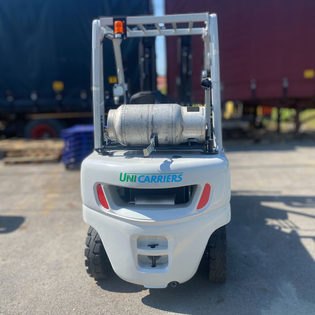 Chariot élévateur Unicarriers 5000lbs - PF50 (3)