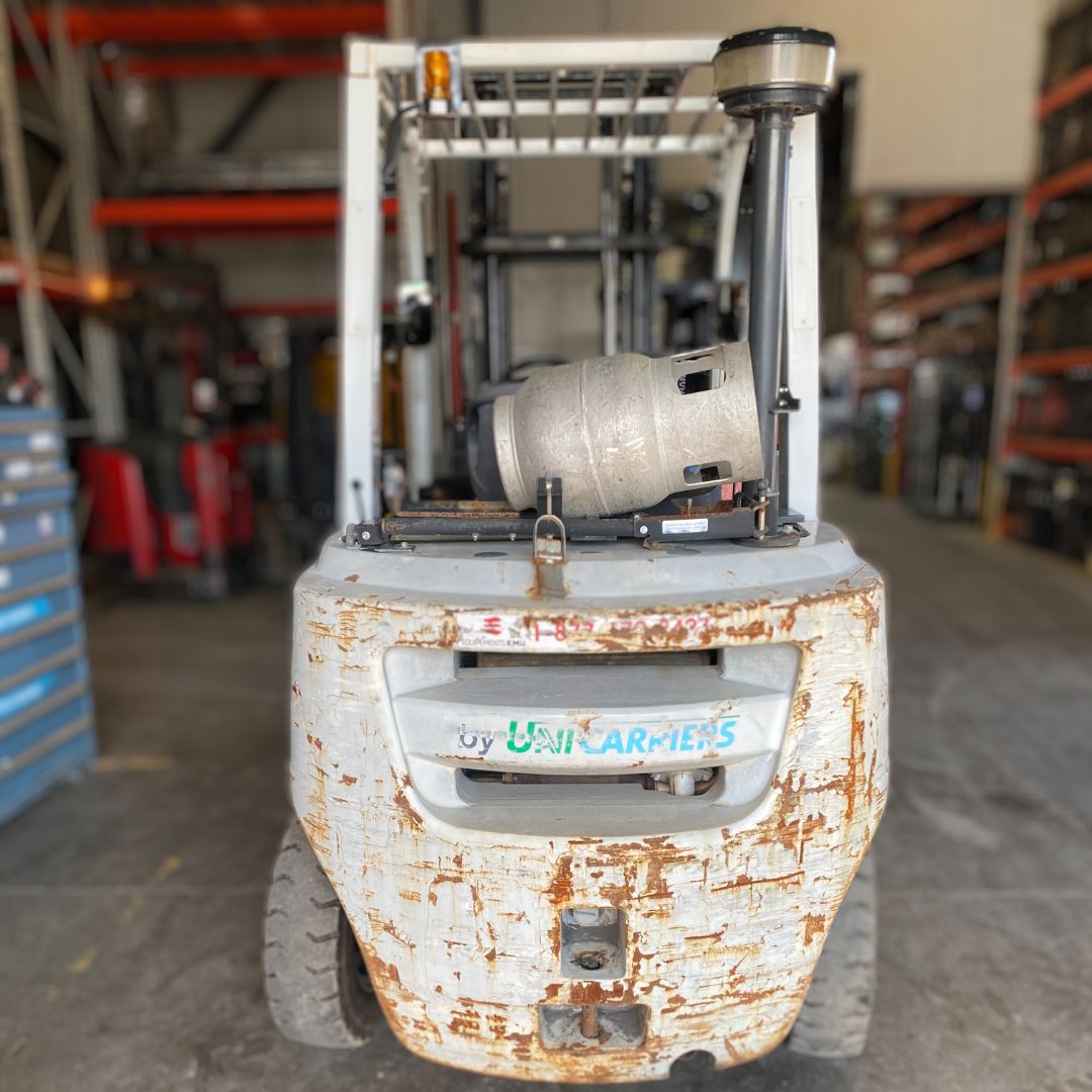 Chariot élévateur Unicarriers 9000lbs - PF90YLP (3)