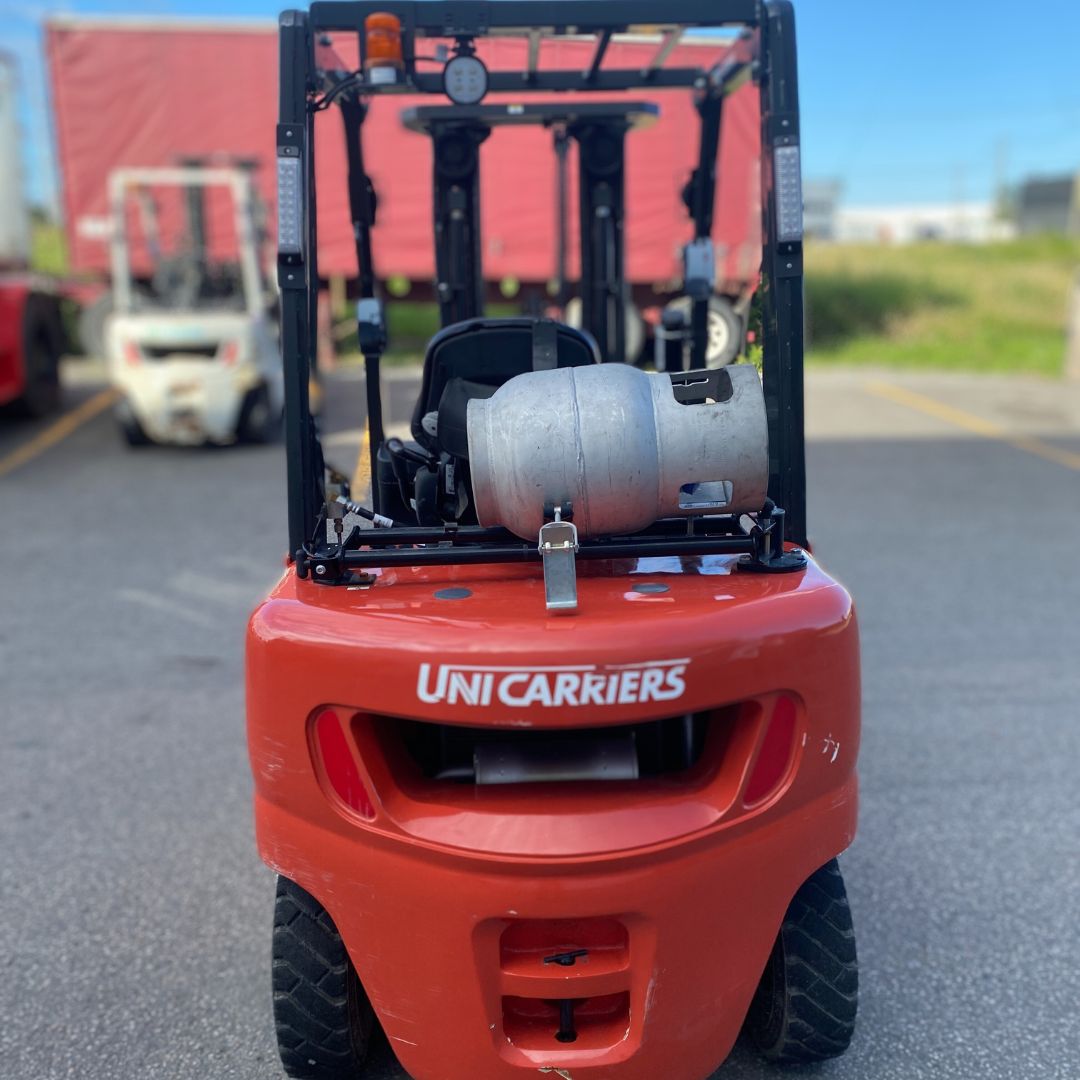 Chariot élévateur Unicarriers 5000lbs - PF50 (3)