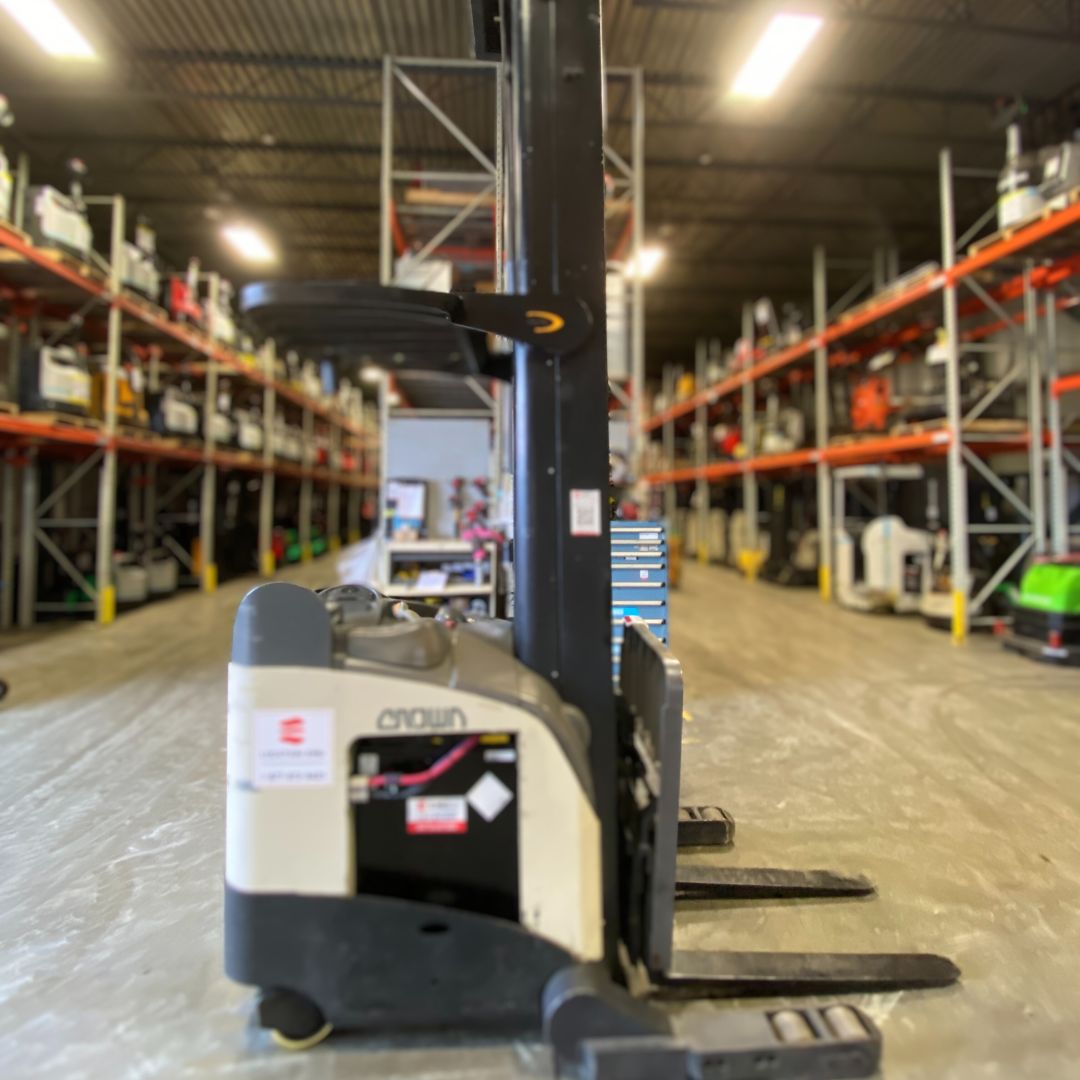 Crown 4500lbs Forklift - RR5020-45 (3)