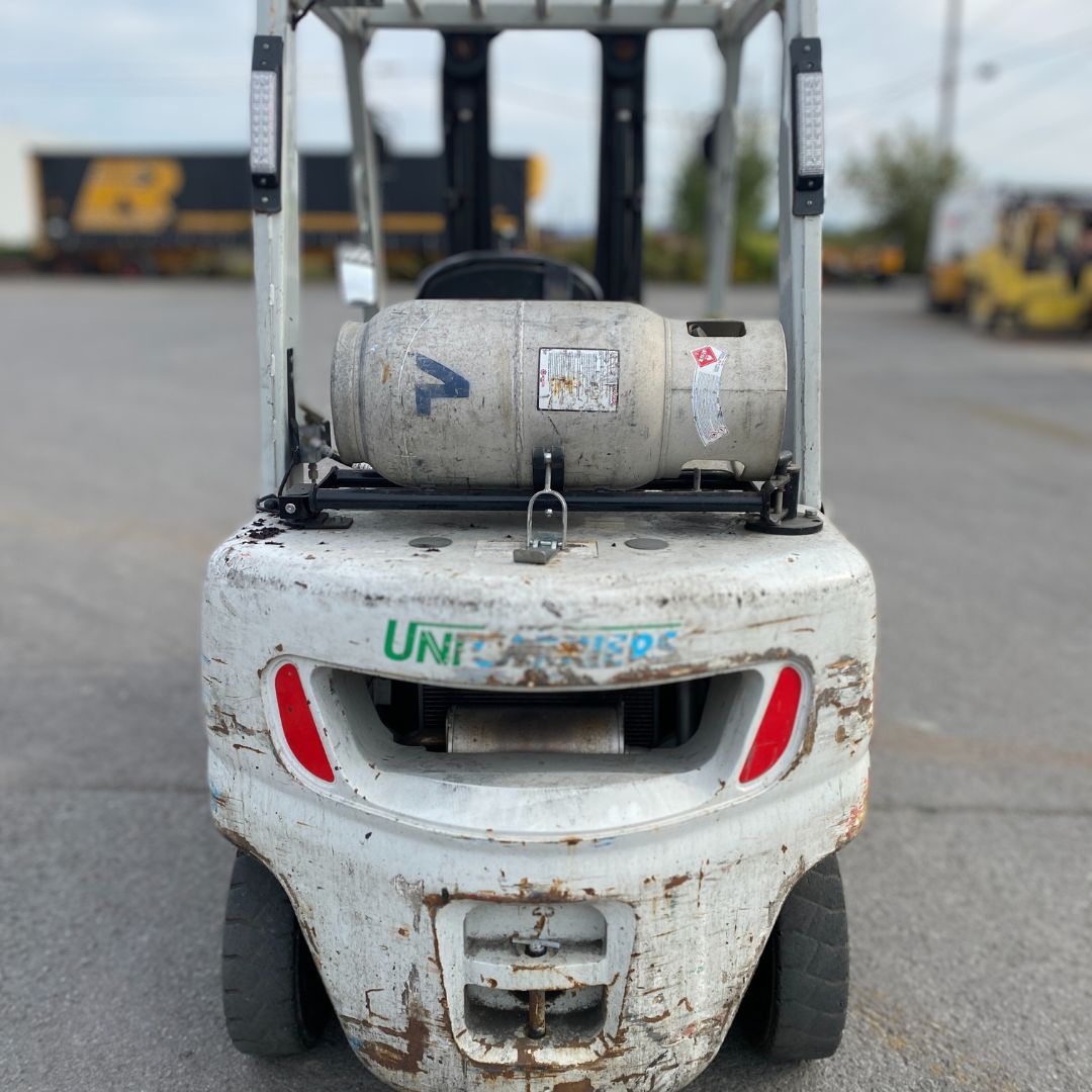 Chariot élévateur Unicarriers 5000lbs - PF50 (3)