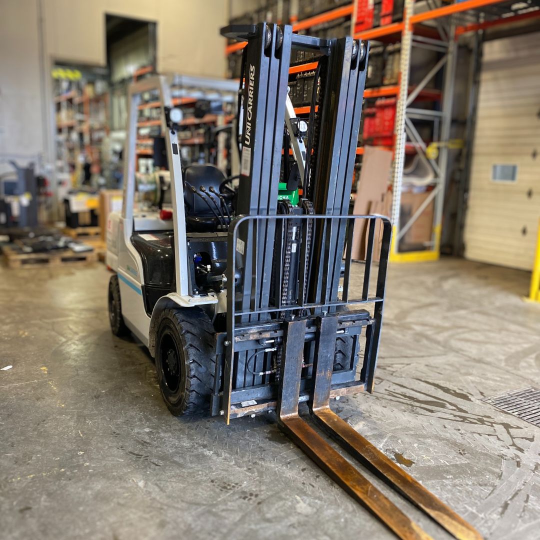 Chariot élévateur Unicarriers - 6000 lb - PF60