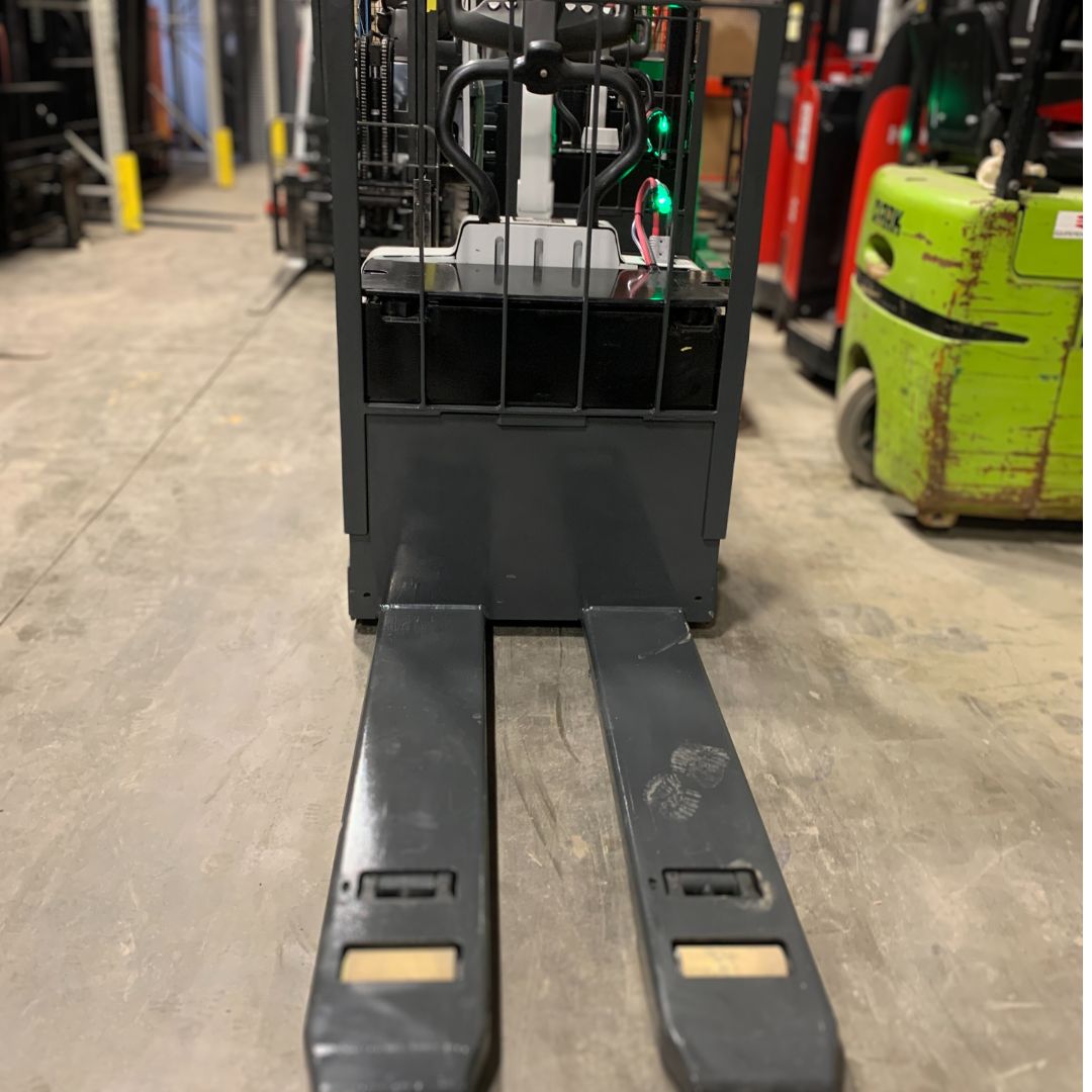 Transpalette à opérateur porté - 6000 lb - RPX60B