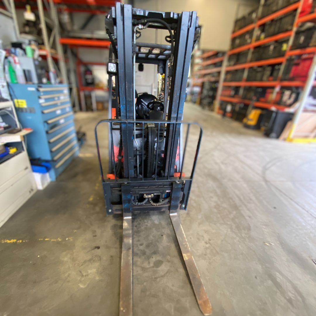 Linde 4000lbs Forklift - E20C (4)