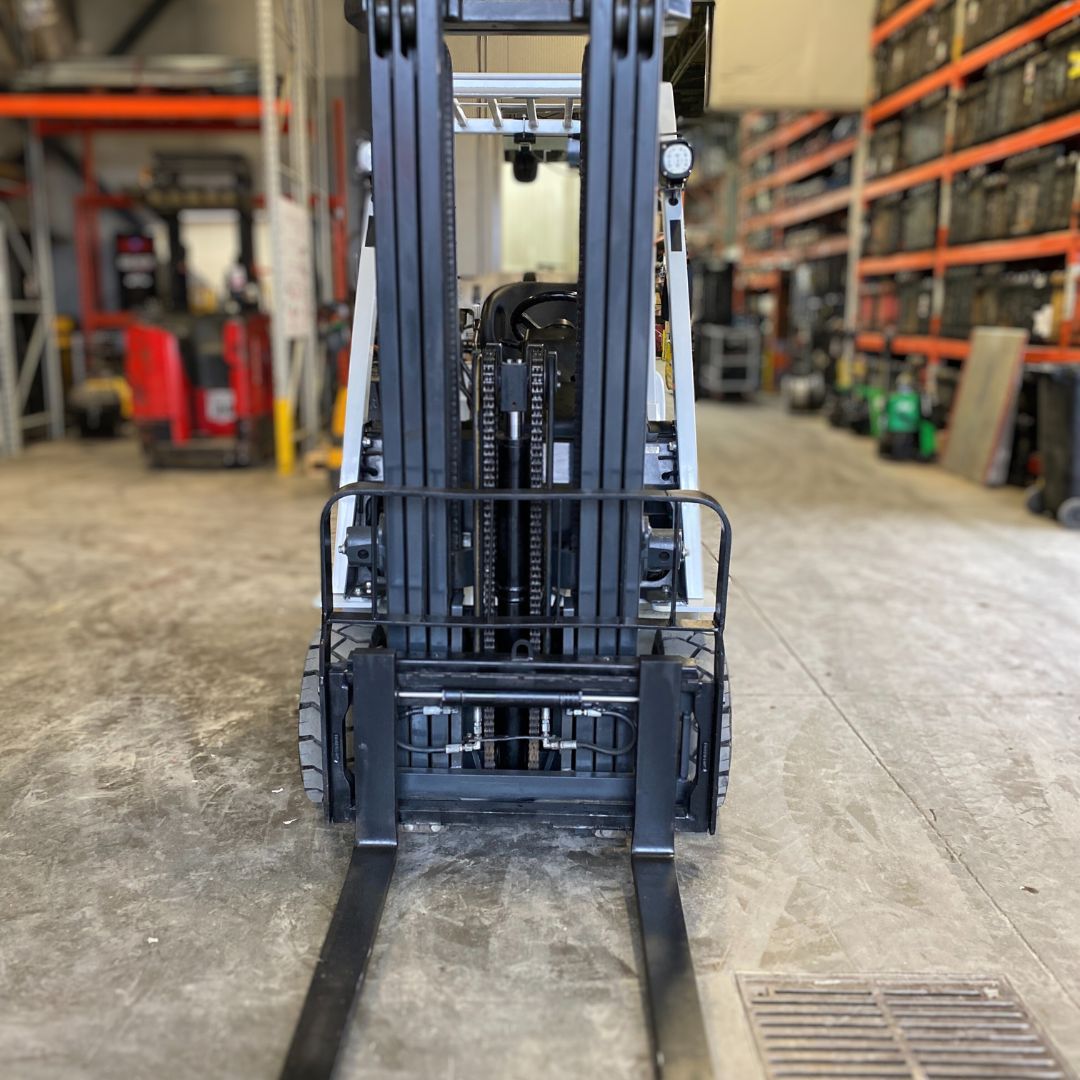 Chariot élévateur Unicarriers 5000lbs - AF50 (4)