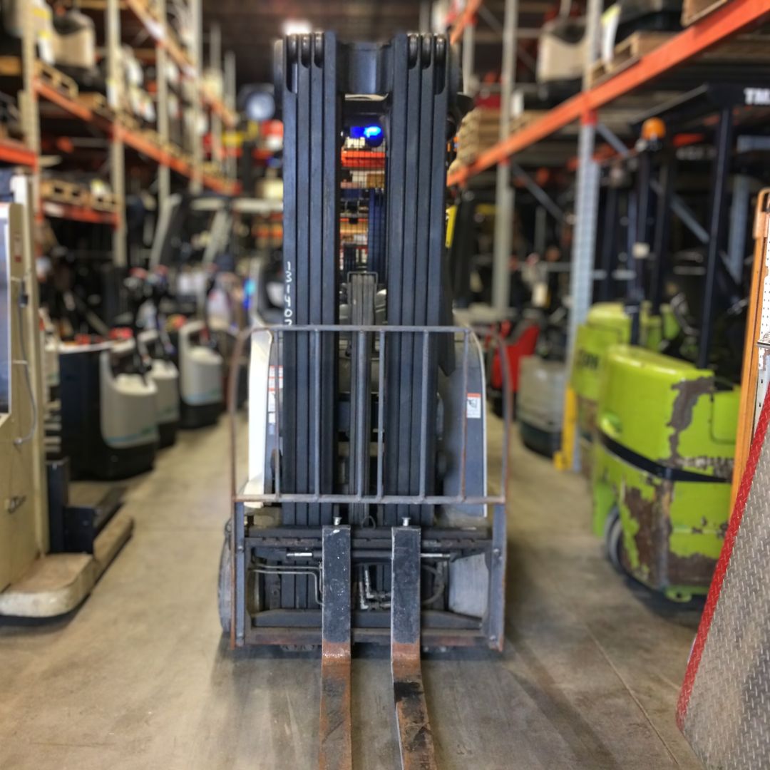 Chariot élévateur Crown 4000lbs - RC5545-40 (4)